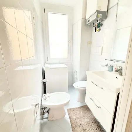 Apartament Saulo - A 10 Minuti Da Colosseo Rzym